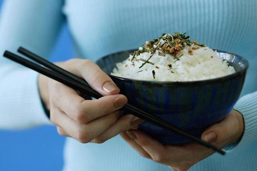 一项研究 主食一换,每年癌死少一半,提倡吃3种主食,建议看看