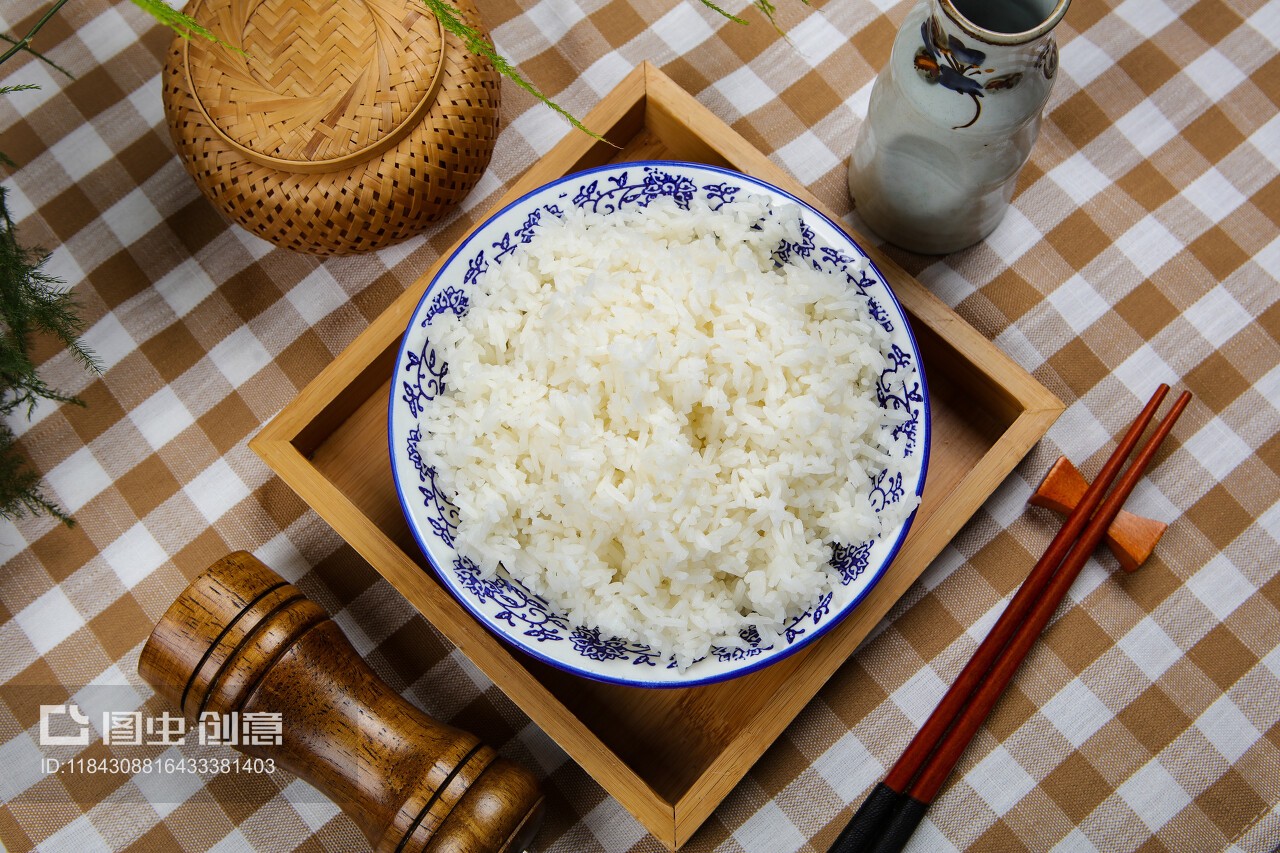 营养美味主食一碗香米饭