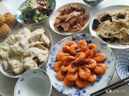 国庆假期一家三口的午餐,简单美味有荤有素,4菜1主食光盘了